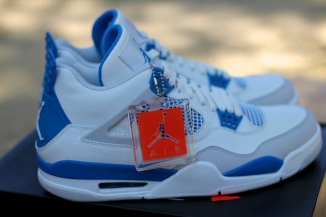 military blue 4s release date