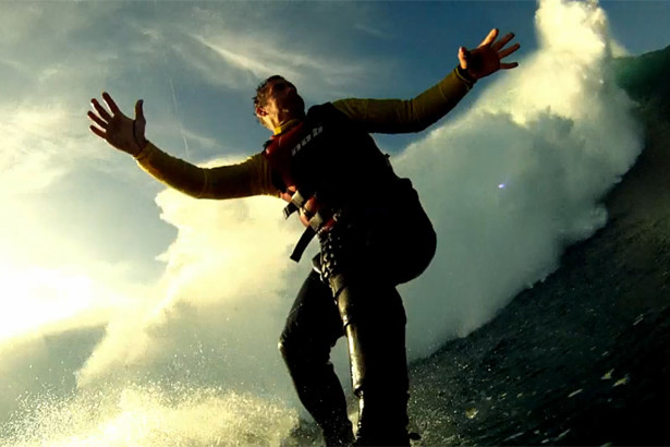 garrett-mcnamara-90-foot-wave-gopro-surf-hero-hd