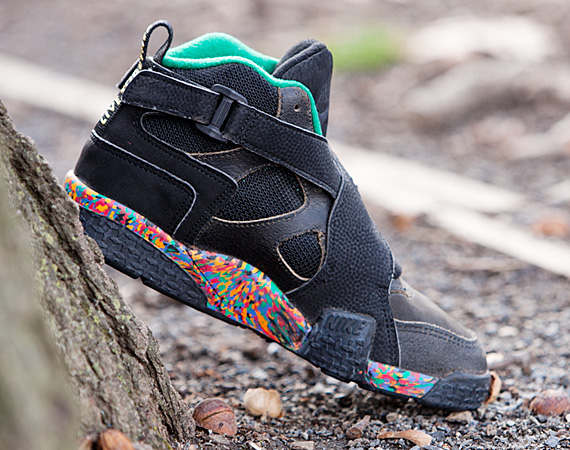 Jordan 8 air shop raid release date