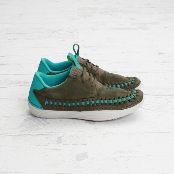 nike solarsoft woven moccasin