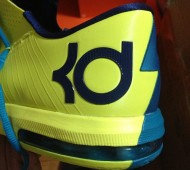 nike-kd-vi-yellow-blue-04