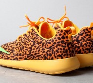 nike-roshe-run-fb-orange-leopard-02