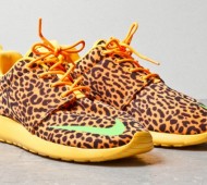 nike-roshe-run-fb-orange-leopard-03-570x379