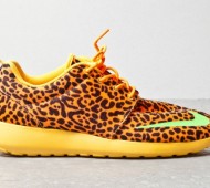 nike-roshe-run-fb-orange-leopard-04-570x379