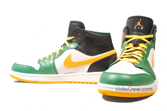 air-jordan-1-mid-sonics-2-570x380