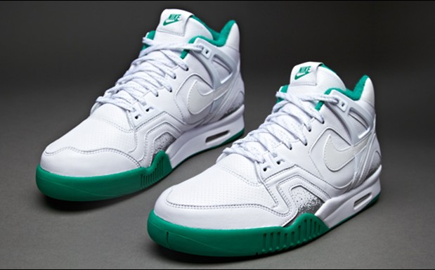 nike-air-tech-challenge-II-wimbledon-1-619x384