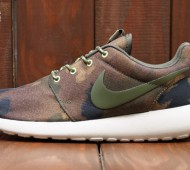 nike-wmns-roshe-run-print-linen-cargo-khaki-mercury-grey-mortar-02