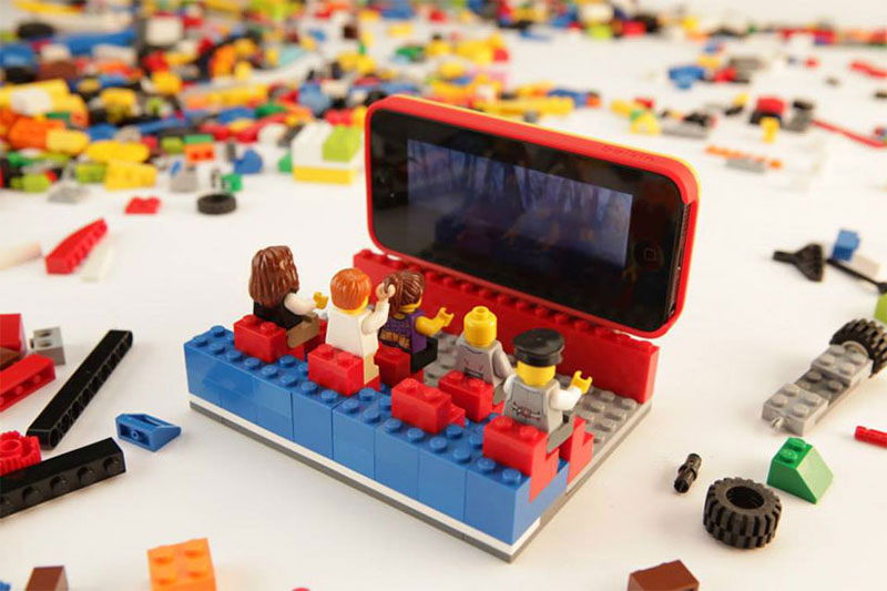 lego-belkin-iphone5-case-highsnobiety-1