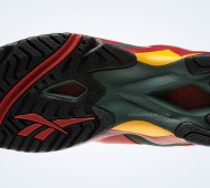 reebok-kamikaze-ii-mid-96-sonics-01