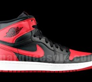 bred-air-jordan-1-retro-high-og-05-570x427