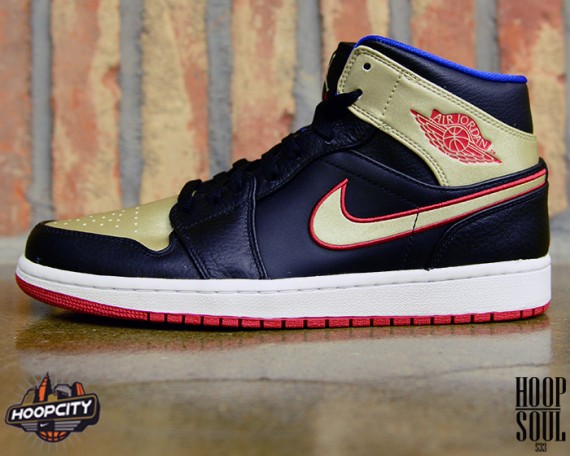 air-jordan-1-mid-black-gym-red-metallic-gold-03-570x456