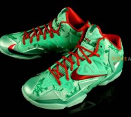 christmas-lebrons-nike-11-2