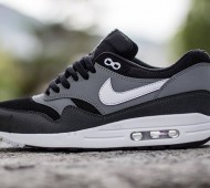 nike-air-max-1-black-geyser-grey-cool-grey-2