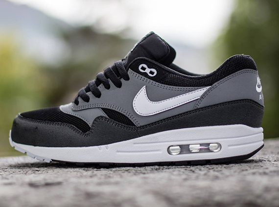 air max black and gray