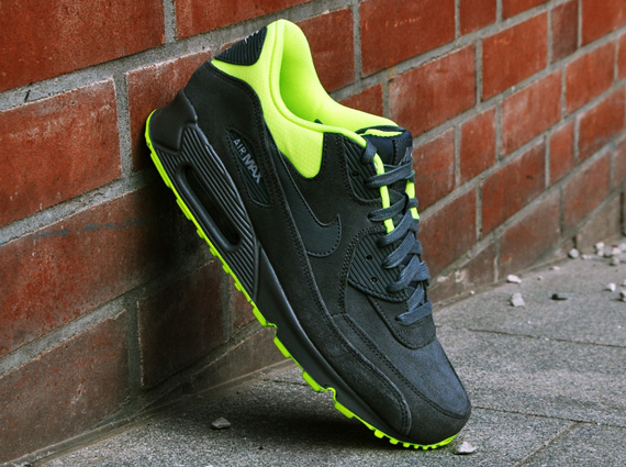 nike-air-max-90-prm-dark-grey-volt