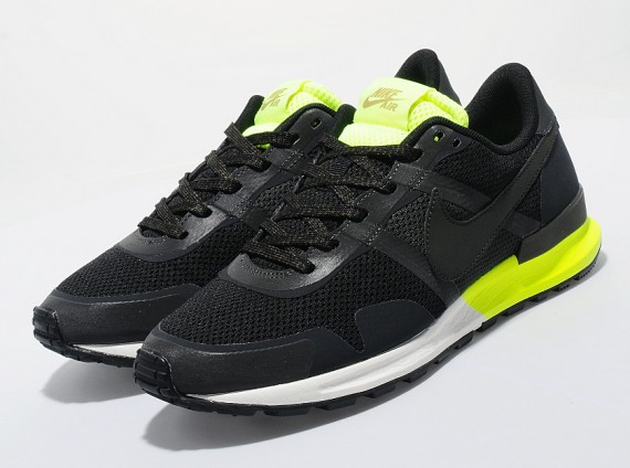 Nike Air Pegasus 83/30 – Black – Neon 