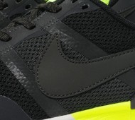 nike-air-pegasus-83-30-black-neon-4-570x640