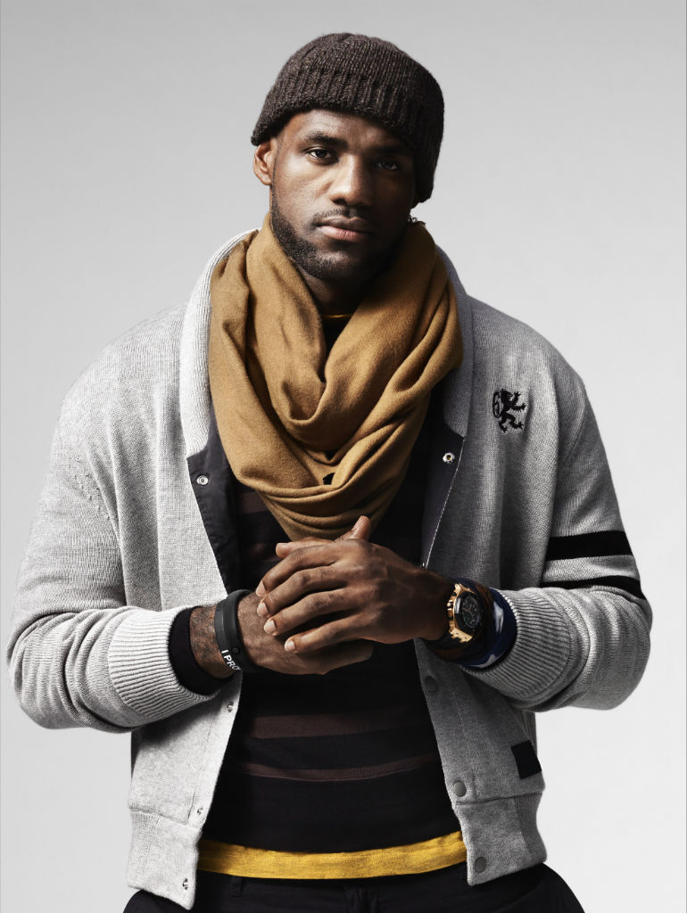 Nike lebron hot sale james clothing