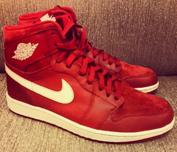 air-jordan-1-retro-high-og-red-white-2014-release