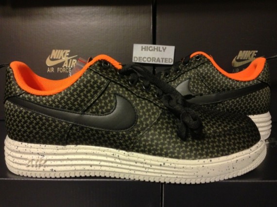 undftd-nike-lunar-force-1-06-570x427