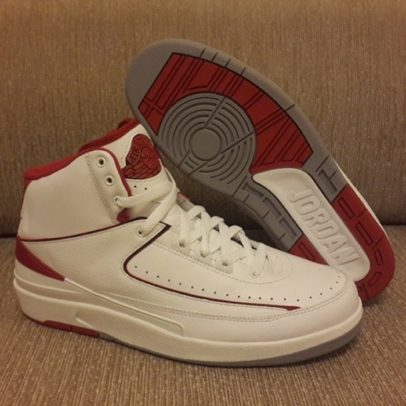 air-jordan-2-white-red-2014-02-570x570