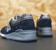 new-balance-997-navy-available-01-570x380