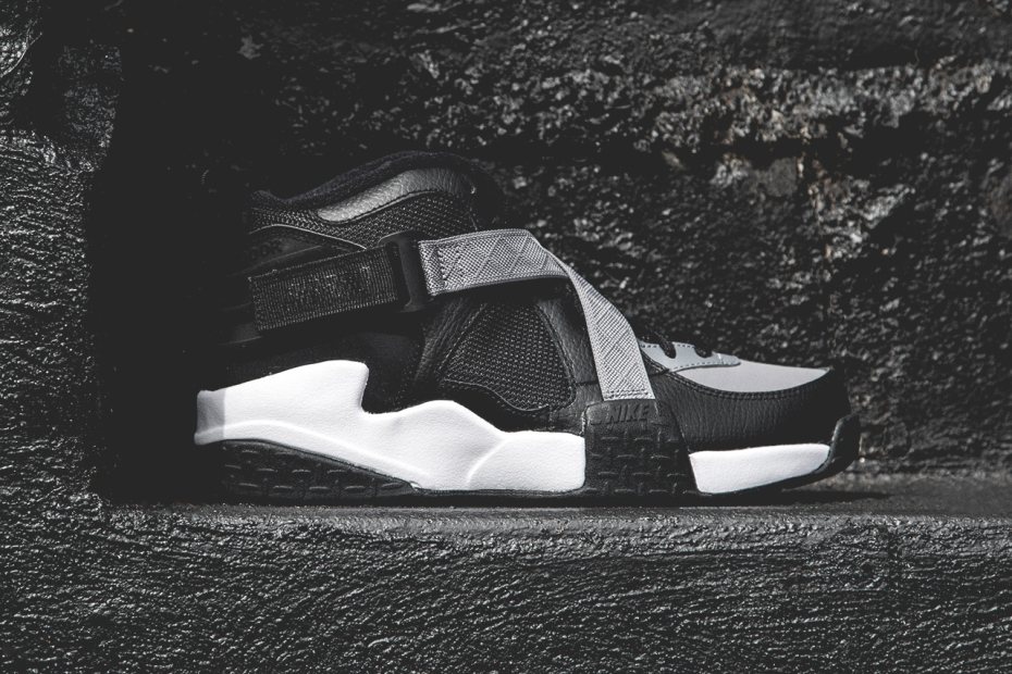 nike-2014-spring-summer-air-raid-1