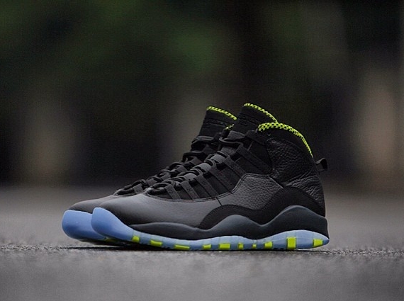 venom green jordan 10 2