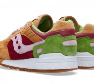 a-detailed-look-at-end-saucony-burger-6